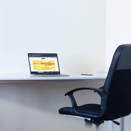 City Suite - Appartamento Spazioso Nel Centro Di Bari Ngoại thất bức ảnh