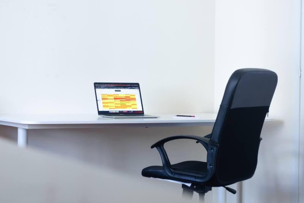 City Suite - Appartamento Spazioso Nel Centro Di Bari Ngoại thất bức ảnh